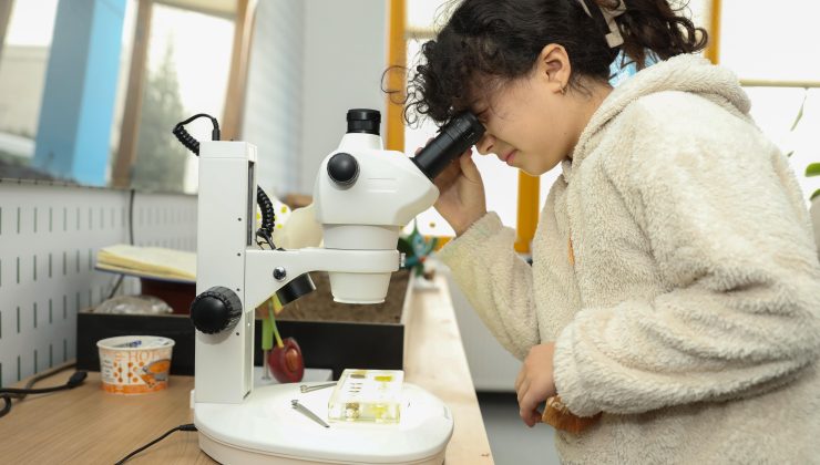 Büyükşehir tatilde de çocukları yalnız bırakmıyor!